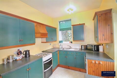 3 bedroom end of terrace house for sale, East View, Caerphilly