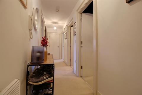 7 The Crescent, Gloucester, GL1 3LF