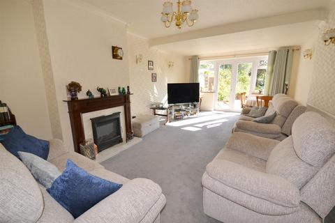 4 bedroom semi-detached house for sale, Cropwell Road, Radcliffe-On-Trent, Nottingham