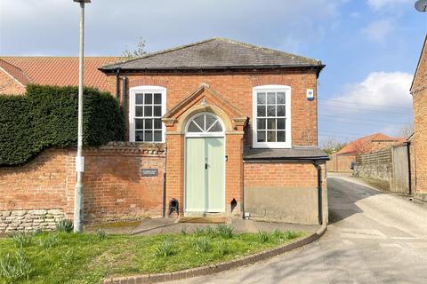 Character property for sale, Main Street, Scarrington
