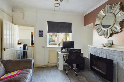 3 bedroom terraced house for sale, Church Road, Boston