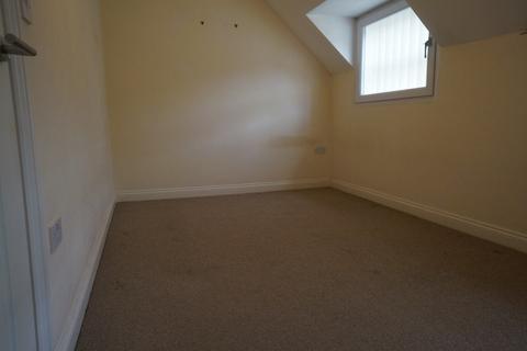 1 bedroom flat to rent, Silent Street, Town Centre