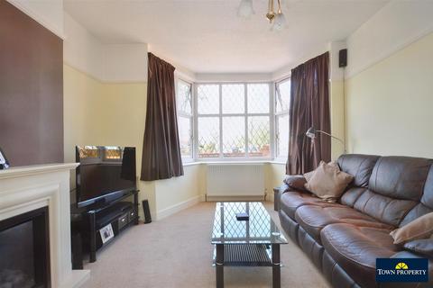 3 bedroom semi-detached house for sale, Hunloke Avenue, Eastbourne