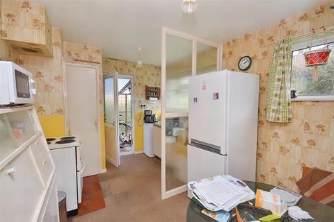 2 bedroom detached bungalow for sale, Clement Lane, Polegate