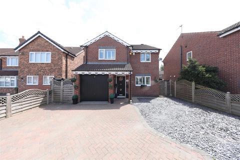 4 bedroom detached house for sale - Bishop Alcock Road, Hull