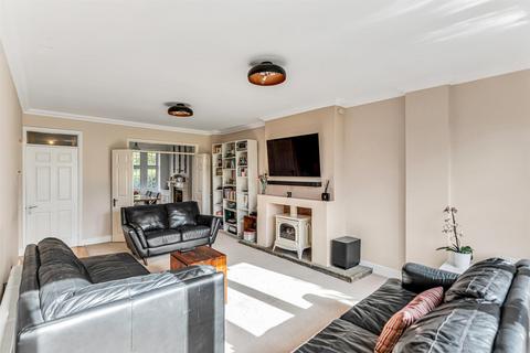 4 bedroom detached house for sale, Dalby Avenue, Bushby, Leicester