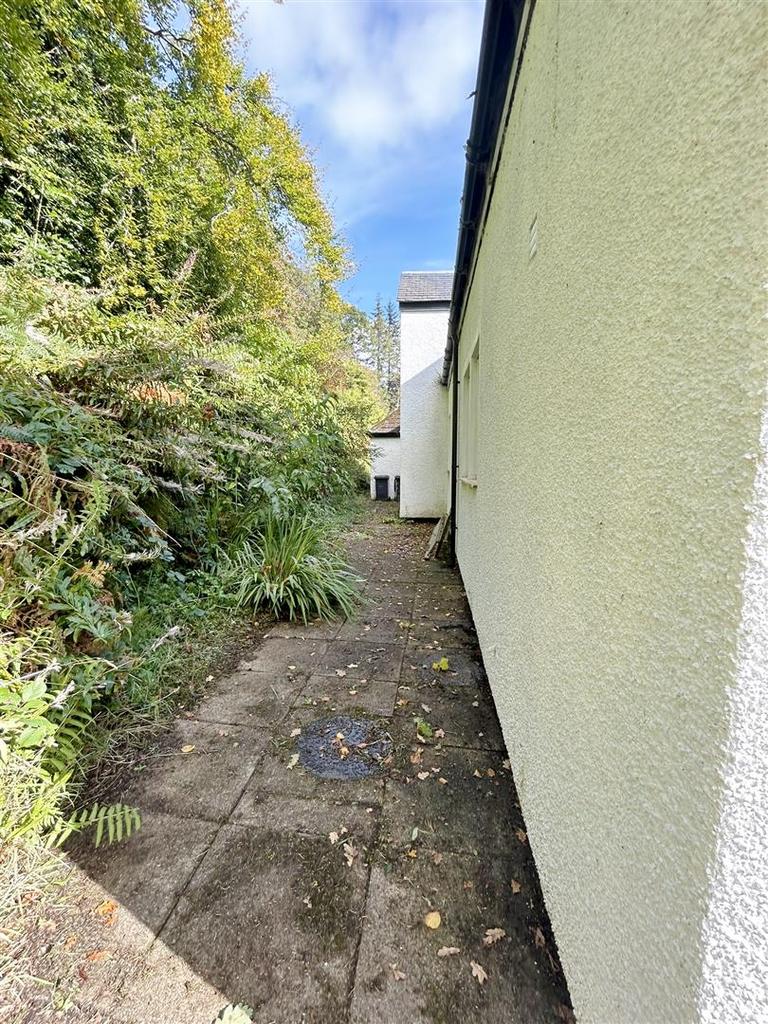 Rear of Chestnut Cottage