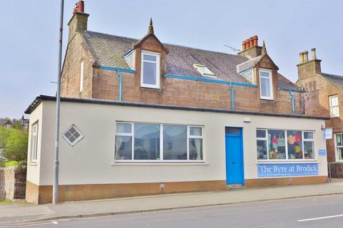 4 bedroom villa for sale, Lyndene, Shore Road, Brodick