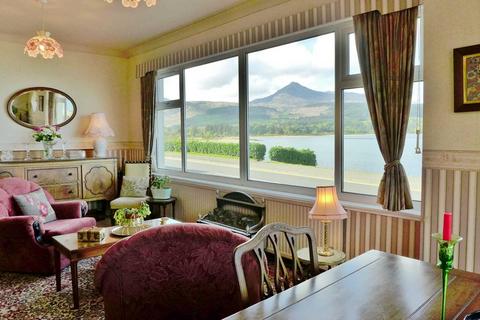 4 bedroom villa for sale, Lyndene, Shore Road, Brodick