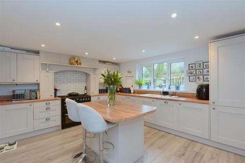 4 bedroom detached house for sale, Annscroft, Shrewsbury