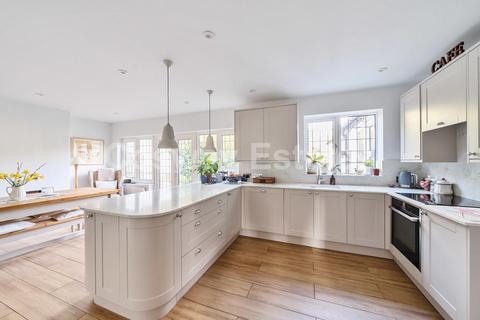 4 bedroom house for sale - Wise Lane, Mill Hill, London, NW7