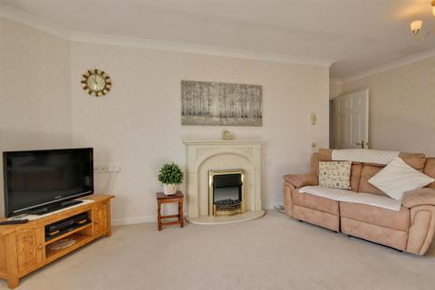2 bedroom apartment for sale, Goulding Court, Beverley