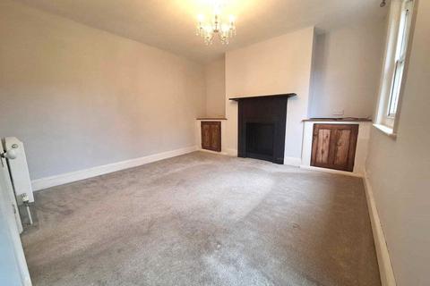 2 bedroom flat to rent, St Davids Avenue, Bexhill on Sea