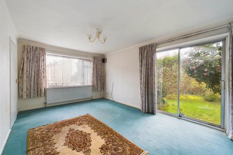 3 bedroom detached house for sale - Brackendale Avenue, Nottingham NG5