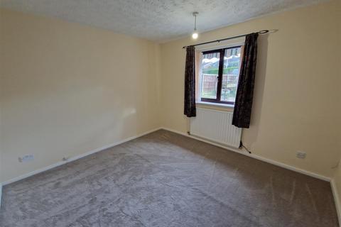 2 bedroom detached bungalow to rent, Chatham way, Haslington, Crewe