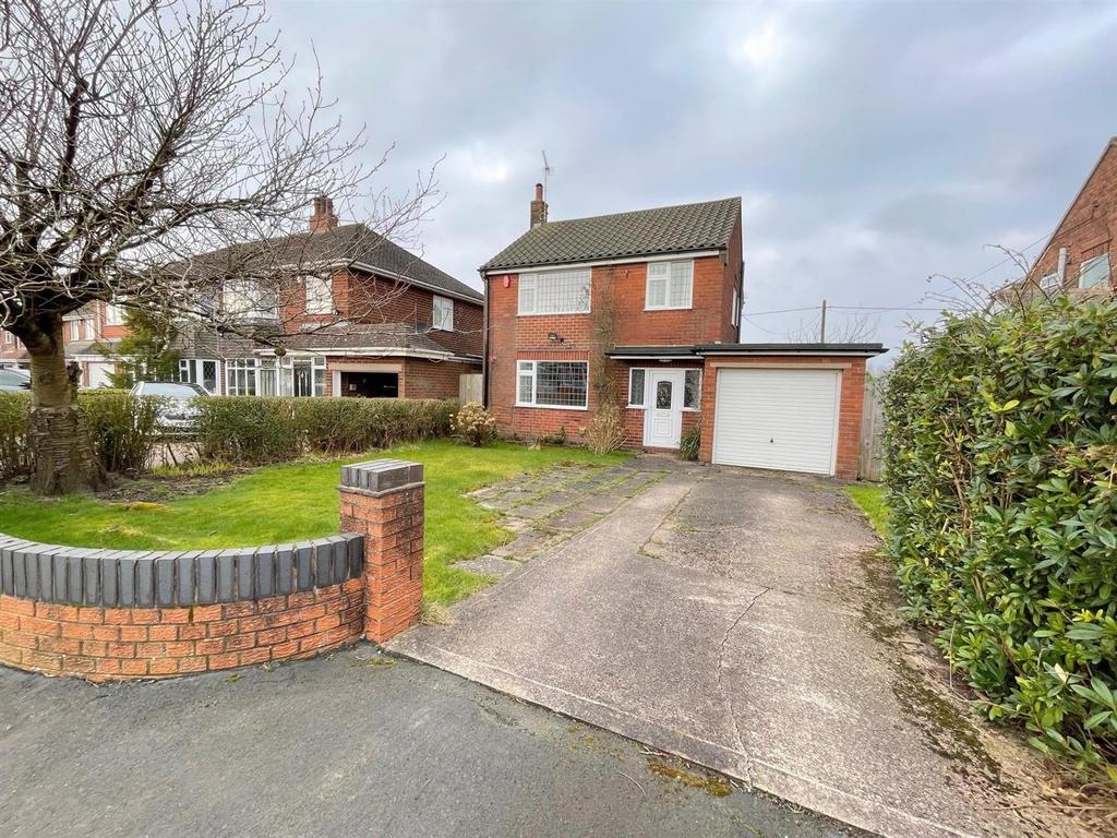 Heath Avenue, Werrington, StokeOnTrent 3 bed detached house for sale
