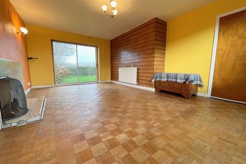 97 Heath Avenue, Werrington, Stoke-on-trent, ST9 0HU