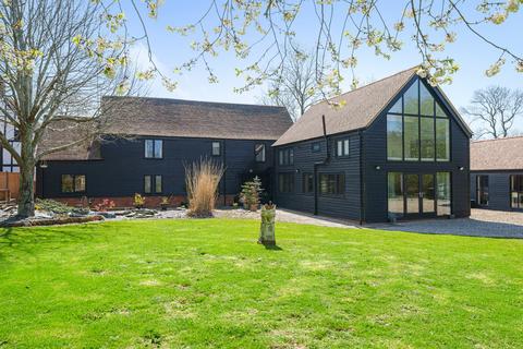 6 bedroom barn conversion for sale, Luton Road, Chalton, LU4