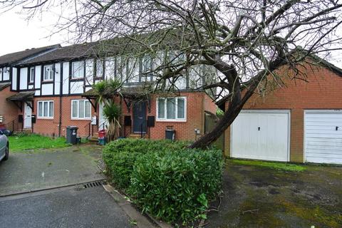 3 bedroom end of terrace house for sale, Windermere Close, Feltham TW14