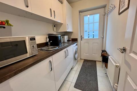 5 Fitzwilliam Road, Burnham-on-crouch, CM0 8GJ