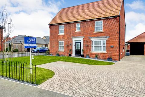 4 bedroom detached house for sale, Endeavour Way, Burnham-On-Crouch