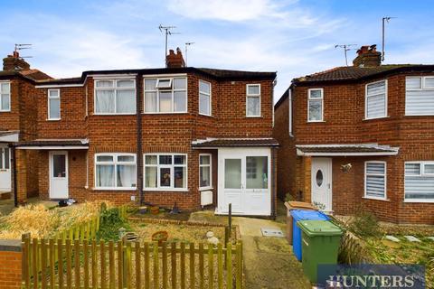 3 bedroom semi-detached house for sale, Marton Avenue, Bridlington