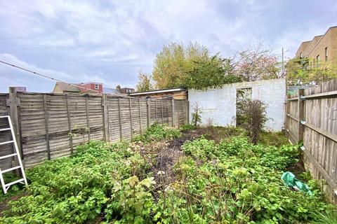 127 Beaconsfield Road, Southall, UB1 1BZ