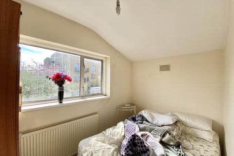 127 Beaconsfield Road, Southall, UB1 1BZ