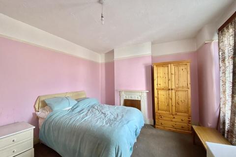 127 Beaconsfield Road, Southall, UB1 1BZ