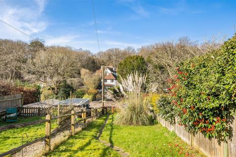 2 bedroom cottage for sale, Blackheath Lane, Blackheath, Guildford