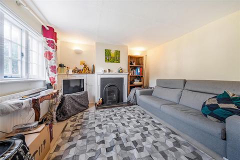 2 bedroom cottage for sale, Blackheath Lane, Blackheath, Guildford