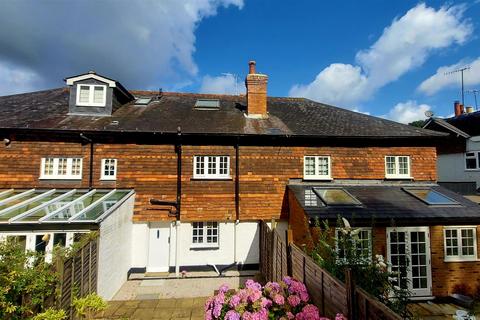 2 bedroom cottage for sale, Blackheath Lane, Blackheath, Guildford