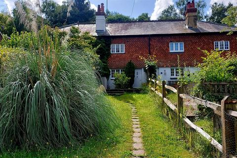 2 bedroom cottage for sale, Blackheath Lane, Blackheath, Guildford