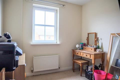 6 Graffham Drive, Oakham, LE15 6DQ