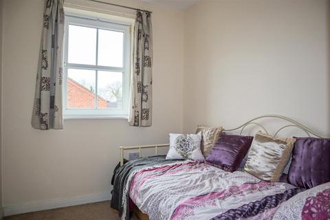 6 Graffham Drive, Oakham, LE15 6DQ