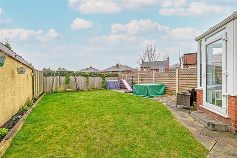 13 Barton Avenue, Grappenhall, Warrington, WA4 2LE