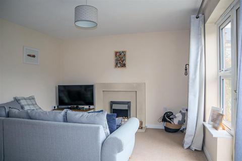2 Graffham Drive, Oakham, LE15 6DQ