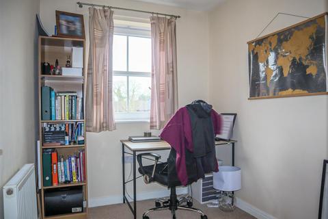 2 Graffham Drive, Oakham, LE15 6DQ