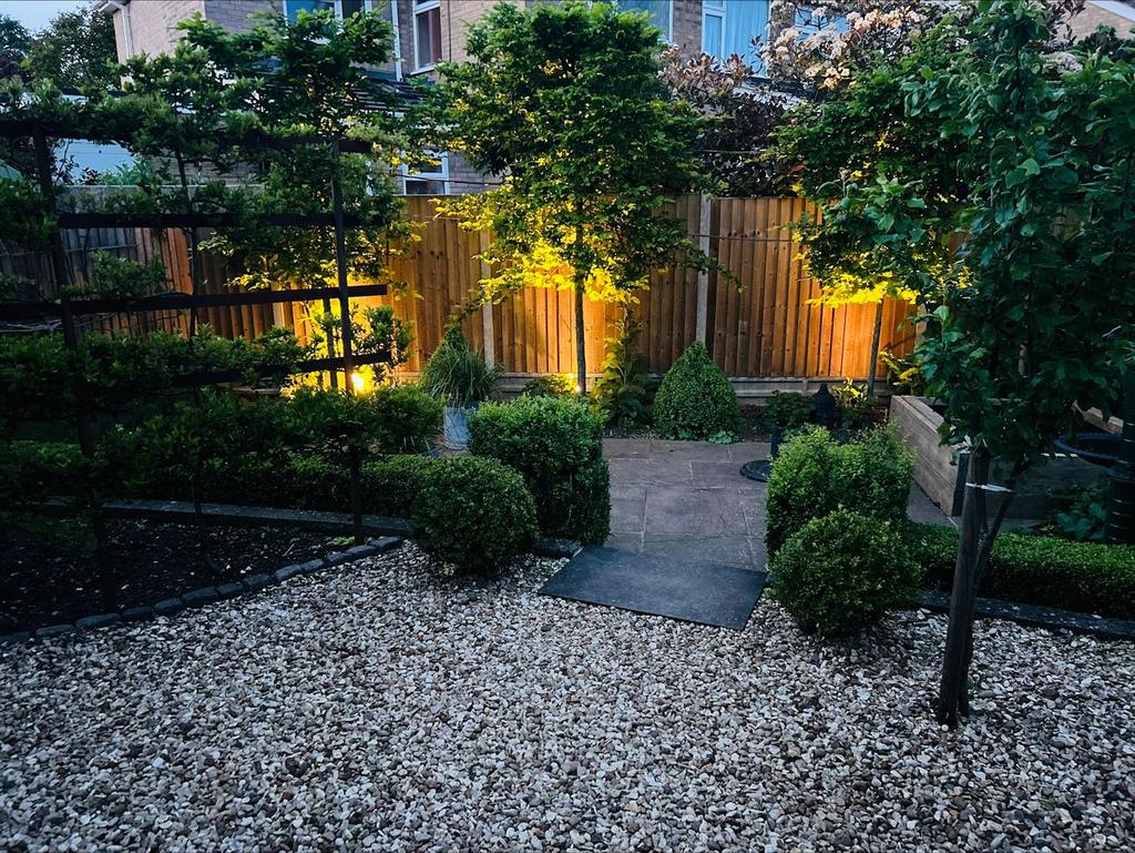Main Street, Lyddington, Rutland 2 bed cottage for sale £325,000