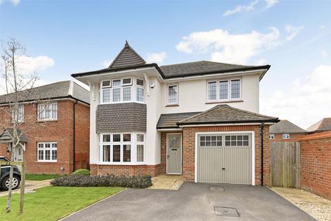 3 bedroom detached house for sale, Lapwing Grove, Barnham