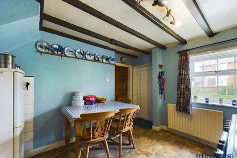 4 bedroom cottage for sale, Nunburnholme, York