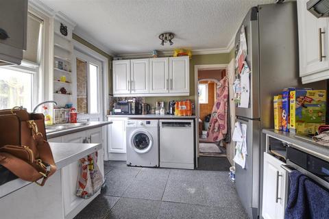 3 bedroom end of terrace house for sale, Sidley Street, Bexhill-On-Sea