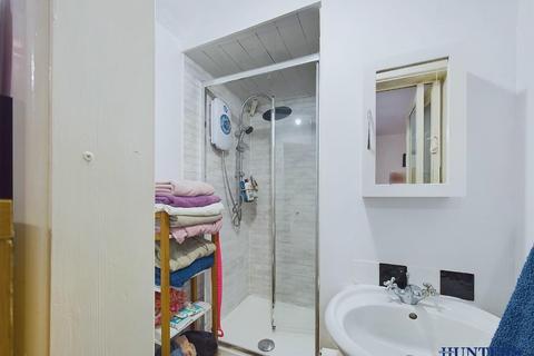 43 Barmby Road, Pocklington, York, YO42 2DW