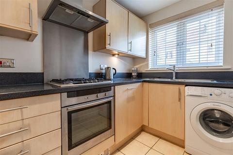 13 Park Side, Epping, CM16 6SS
