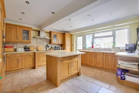 3 bedroom detached house for sale, Nea Road, Highcliffe, BH23
