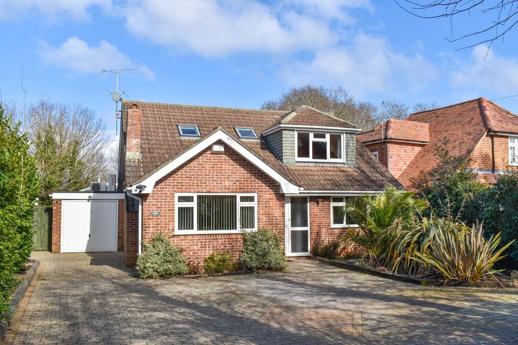 Nea Road, Highcliffe, BH23 3 bed detached house for sale £899,950