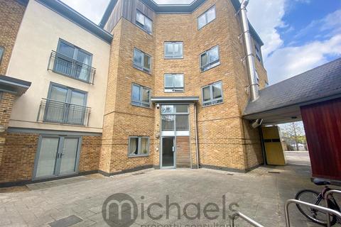 2 bedroom apartment to rent, Ballantyne Drive, Colchester, CO2 8GL