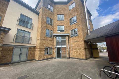 2 bedroom apartment to rent, Ballantyne Drive, Colchester, CO2 8GL