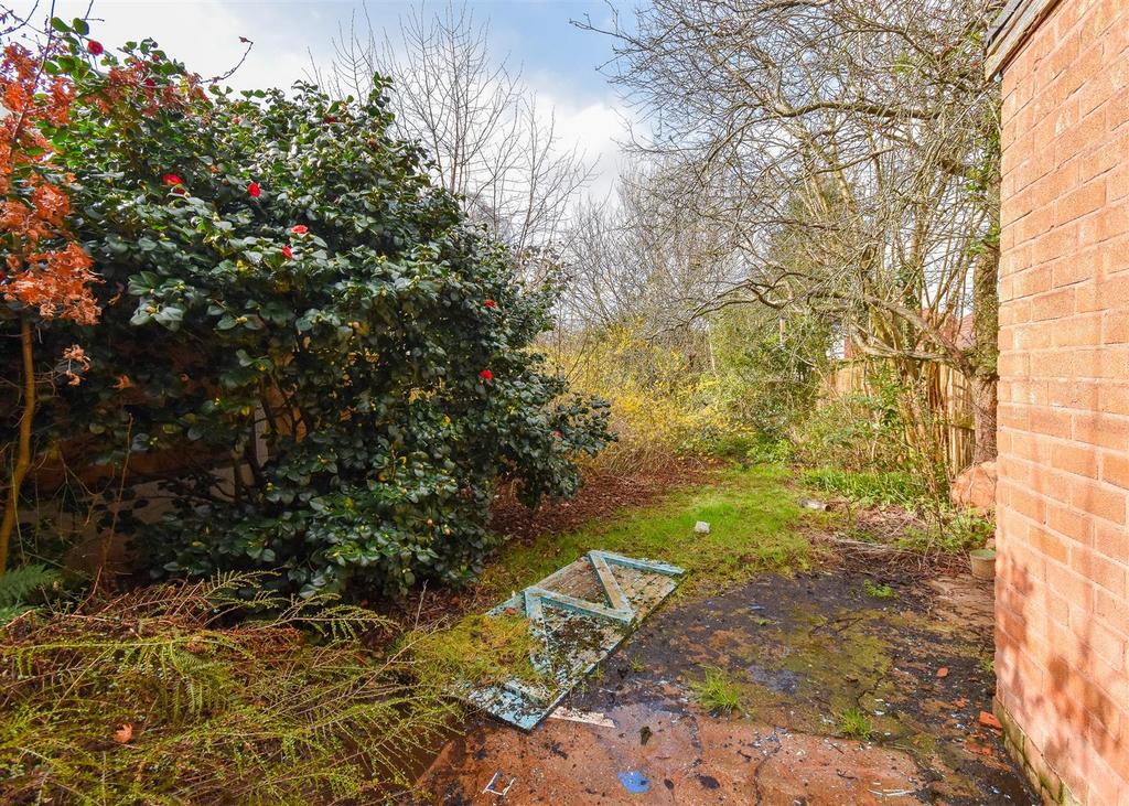 31 Bull Meadow Lane - Garden.jpg