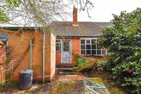 31 Bull Meadow Lane, Wombourne, Wolverhampton, WV5 9DE